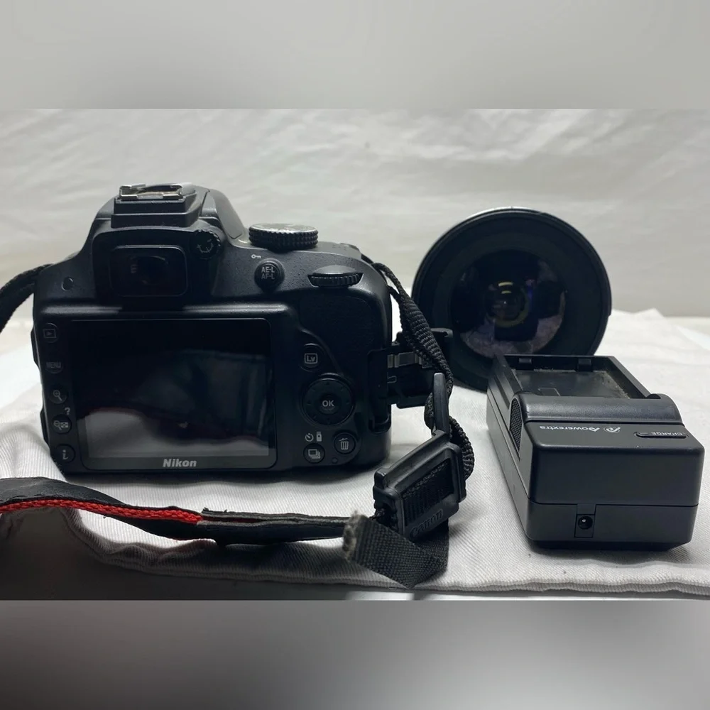Nikon D D3300 24.2MP Digital SLR Camera - Black (Kit w/ 18-55mm & Tokina 11-16M)